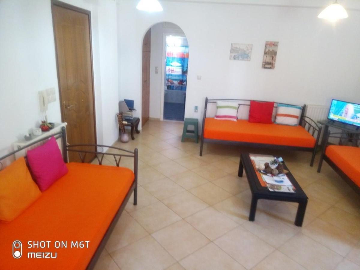 Delicatessen House Apartman Leonídio Kültér fotó