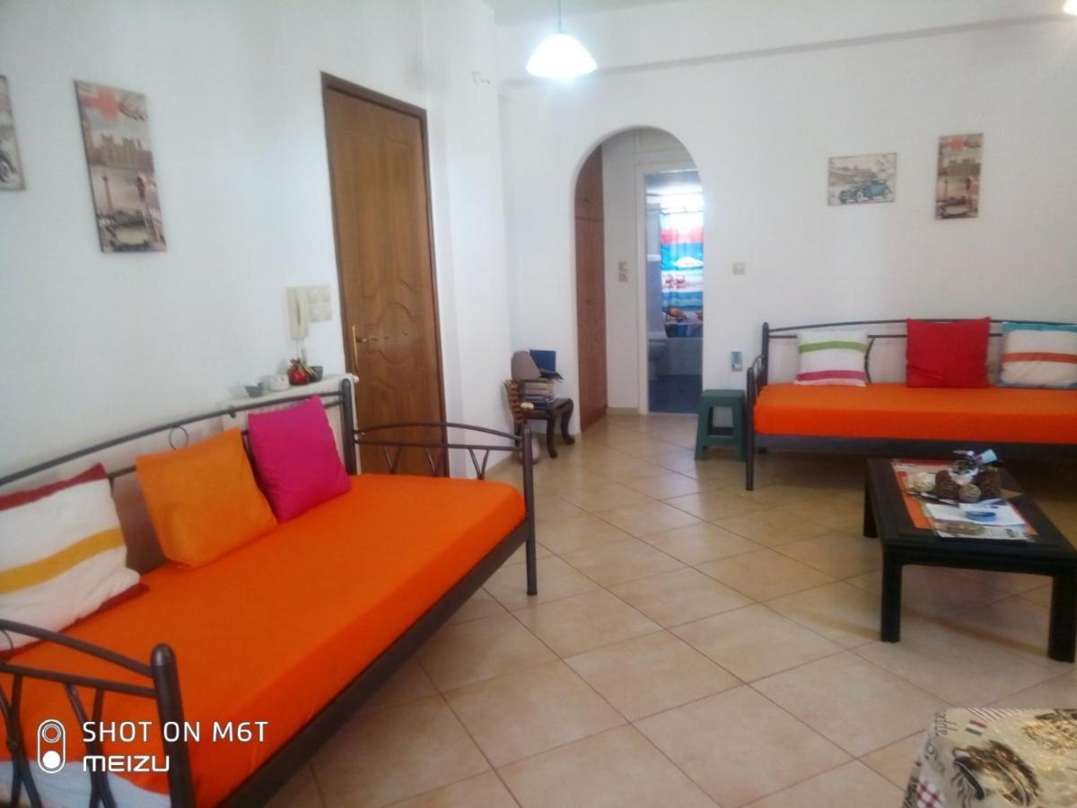 Delicatessen House Apartman Leonídio Kültér fotó